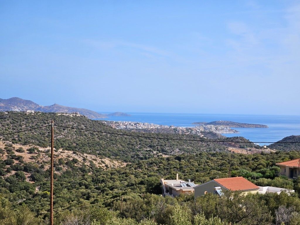 Land in Lasithi, Greece, 6 669 sq.m - picture 1