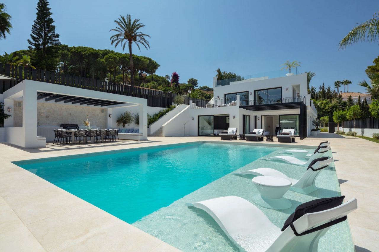 Villa à Marbella, Espagne, 447 m2 - image 1