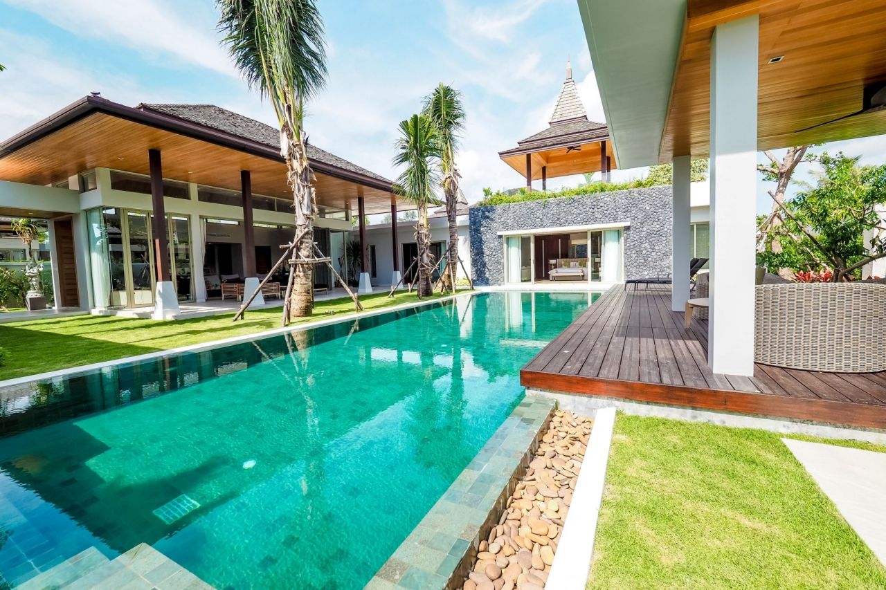 Villa on Phuket Island, Thailand, 420 sq.m - picture 1