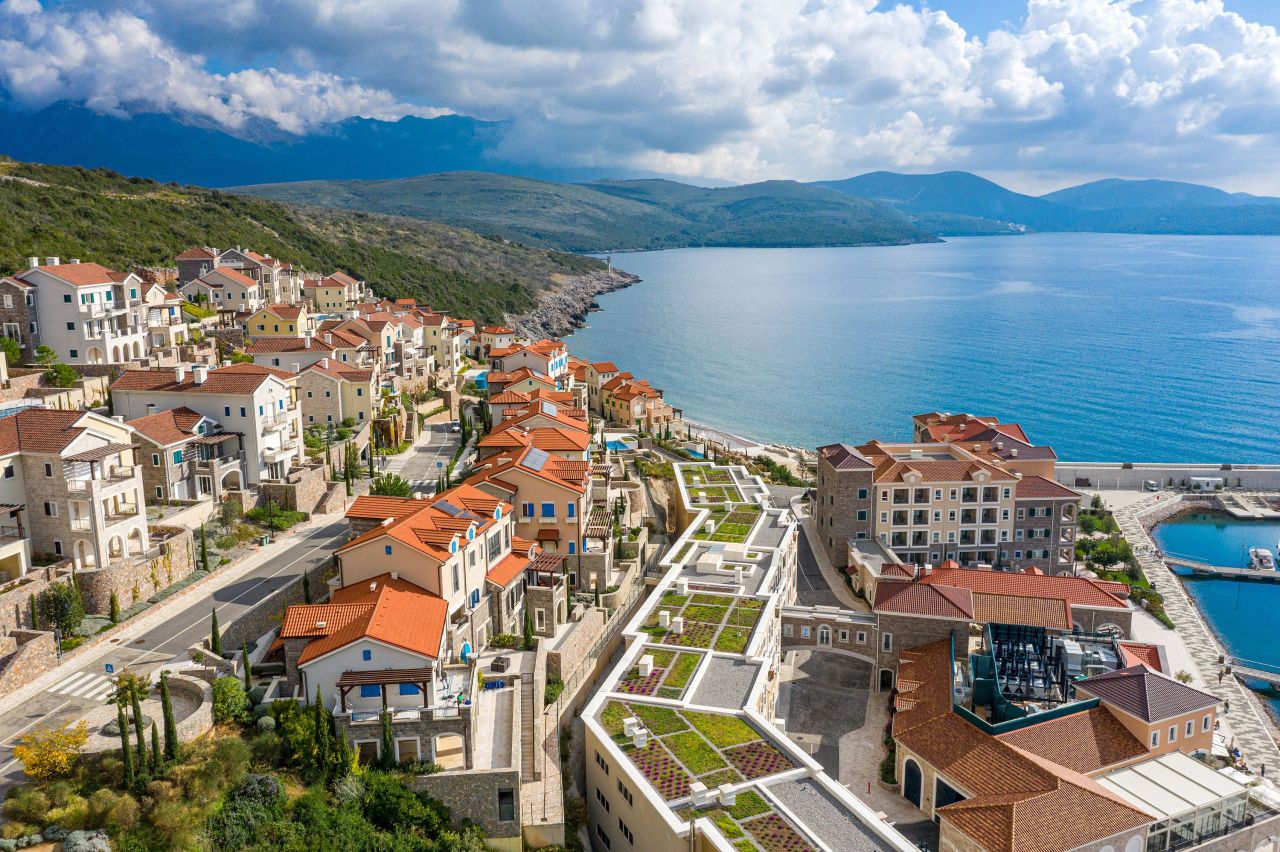Apartment on Lustica peninsula, Montenegro, 70 sq.m - picture 1