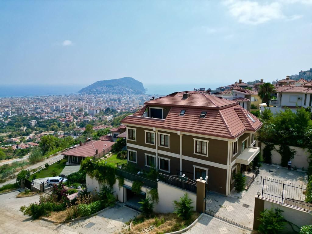 Villa en Alanya, Turquia, 600 m2 - imagen 1