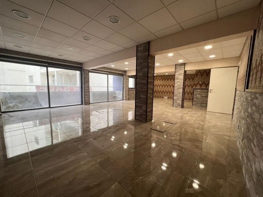 Commercial property in Larnaca, Cyprus, 800 sq.m - picture 1