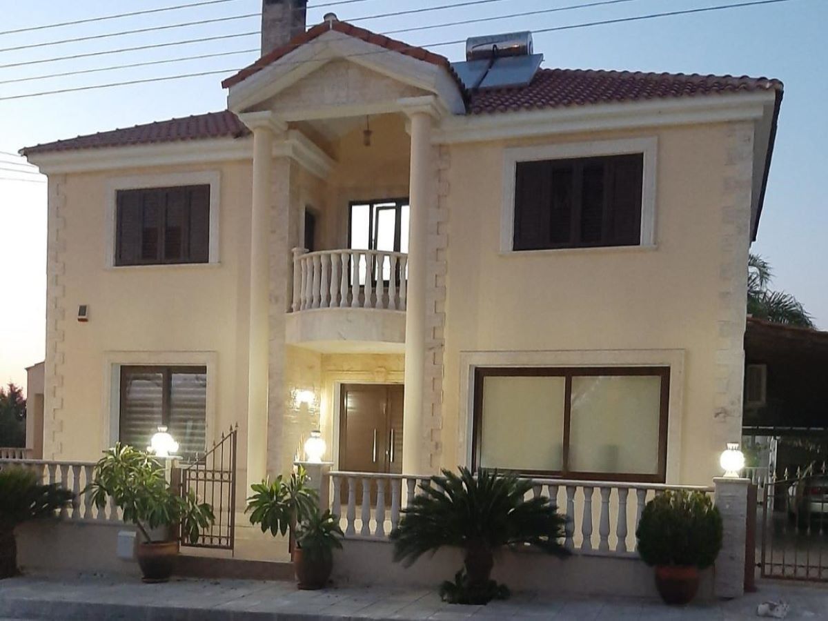 Villa en Pafos, Chipre, 300 m2 - imagen 1