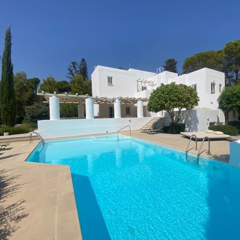 Villa en Pafos, Chipre, 445 m2 - imagen 1