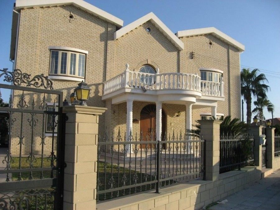 Villa in Larnaca, Cyprus, 395 sq.m - picture 1