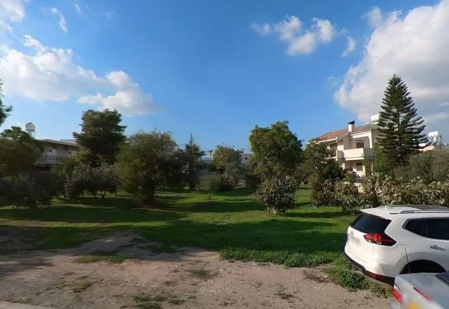 Land in Larnaca, Cyprus, 558 sq.m - picture 1