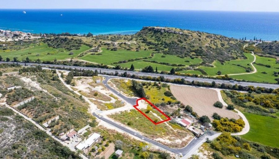 Land in Limassol, Cyprus, 840 sq.m - picture 1