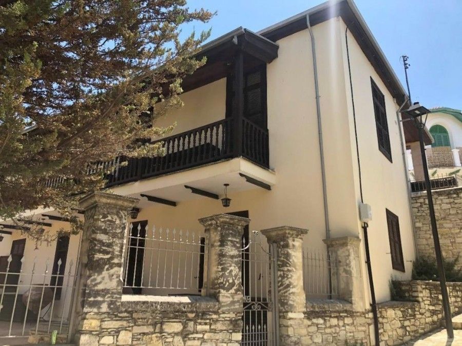 Villa in Larnaca, Cyprus, 384 sq.m - picture 1