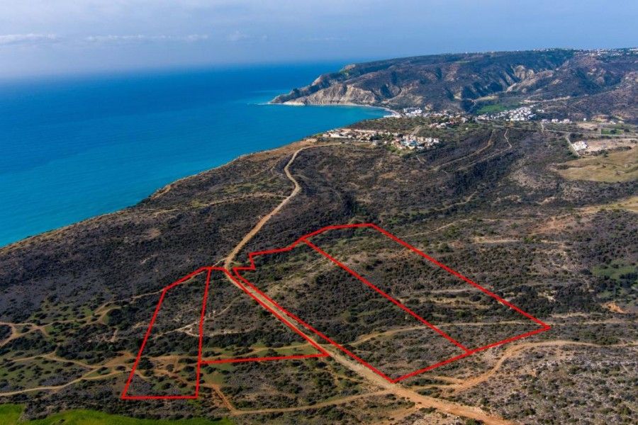 Land in Limassol, Cyprus, 44 683 sq.m - picture 1