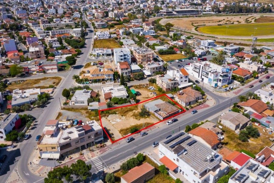 Land in Nicosia, Cyprus, 1 320 sq.m - picture 1