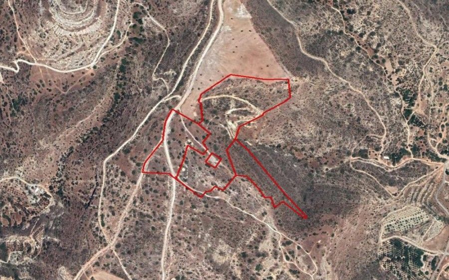 Land in Larnaca, Cyprus, 63 650 sq.m - picture 1