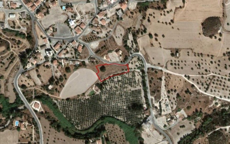 Land in Larnaca, Cyprus, 3 810 sq.m - picture 1