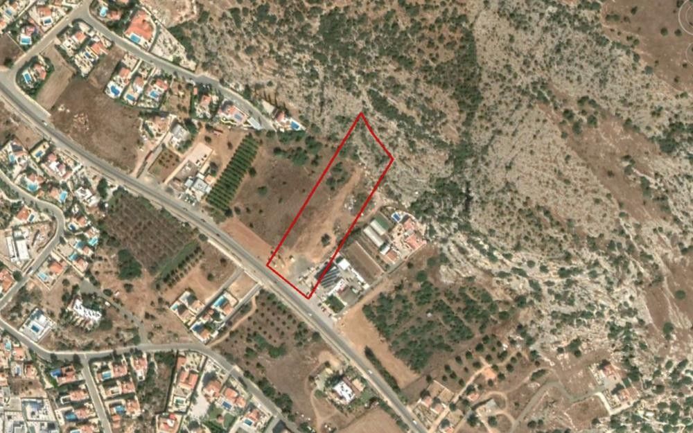 Land in Paphos, Cyprus, 11 372 sq.m - picture 1