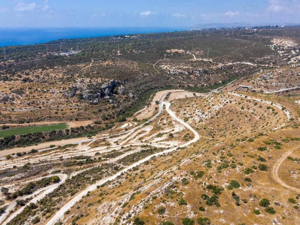 Grundstück in Limassol, Zypern, 45 486 m2 - Foto 1