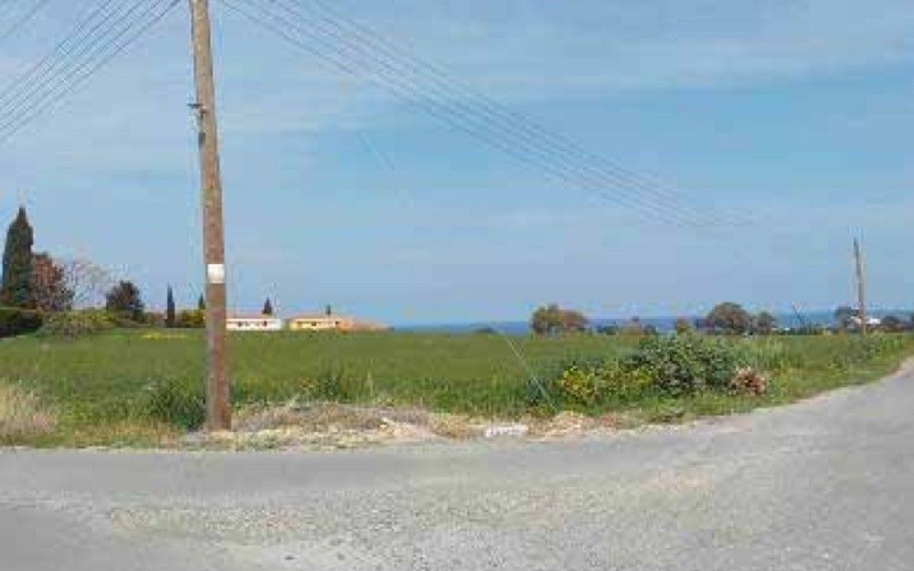 Land in Paphos, Cyprus, 20 512 sq.m - picture 1