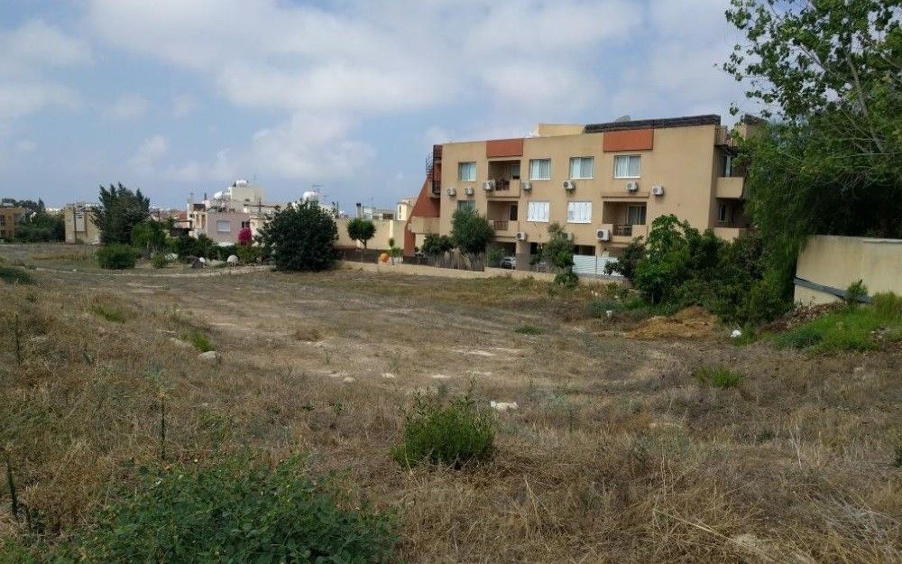 Land in Paphos, Cyprus, 1 877 sq.m - picture 1