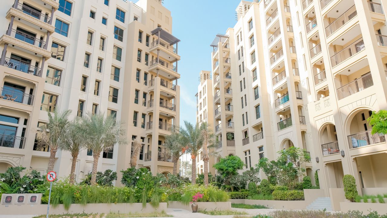 Apartment in Dubai, UAE, 68 sq.m - picture 1
