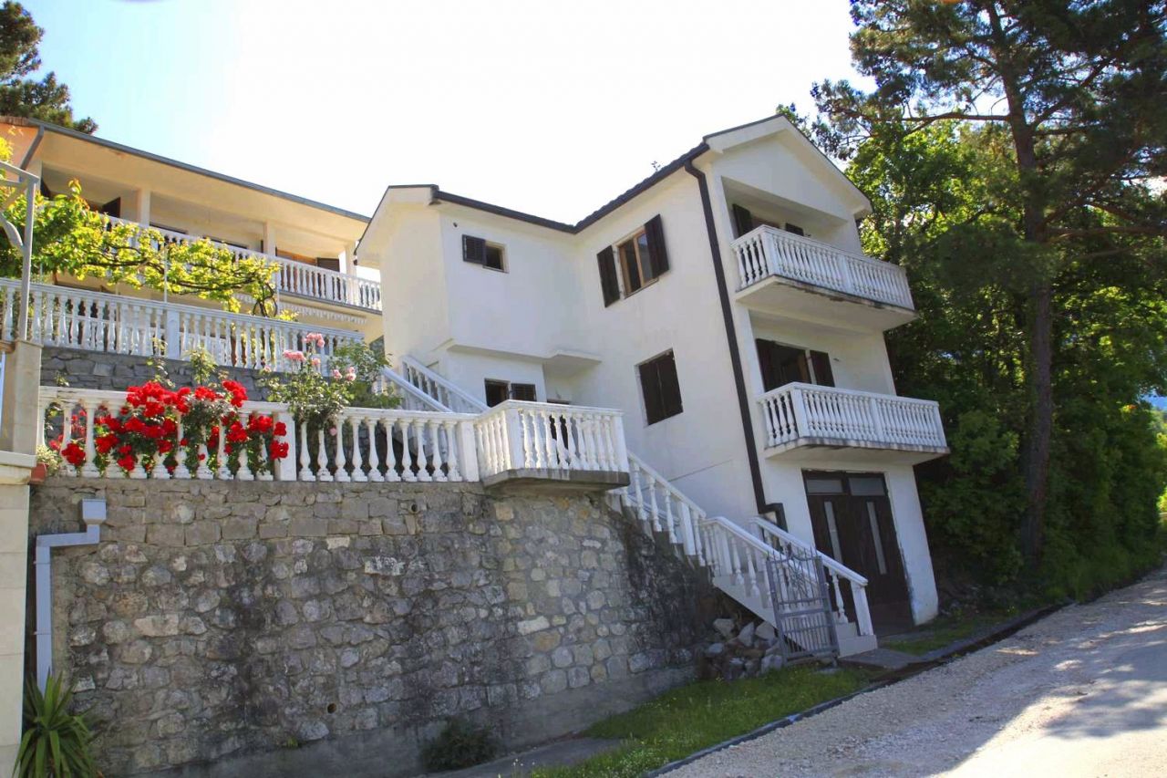 Haus in Kotor, Montenegro, 156 m2 - Foto 1