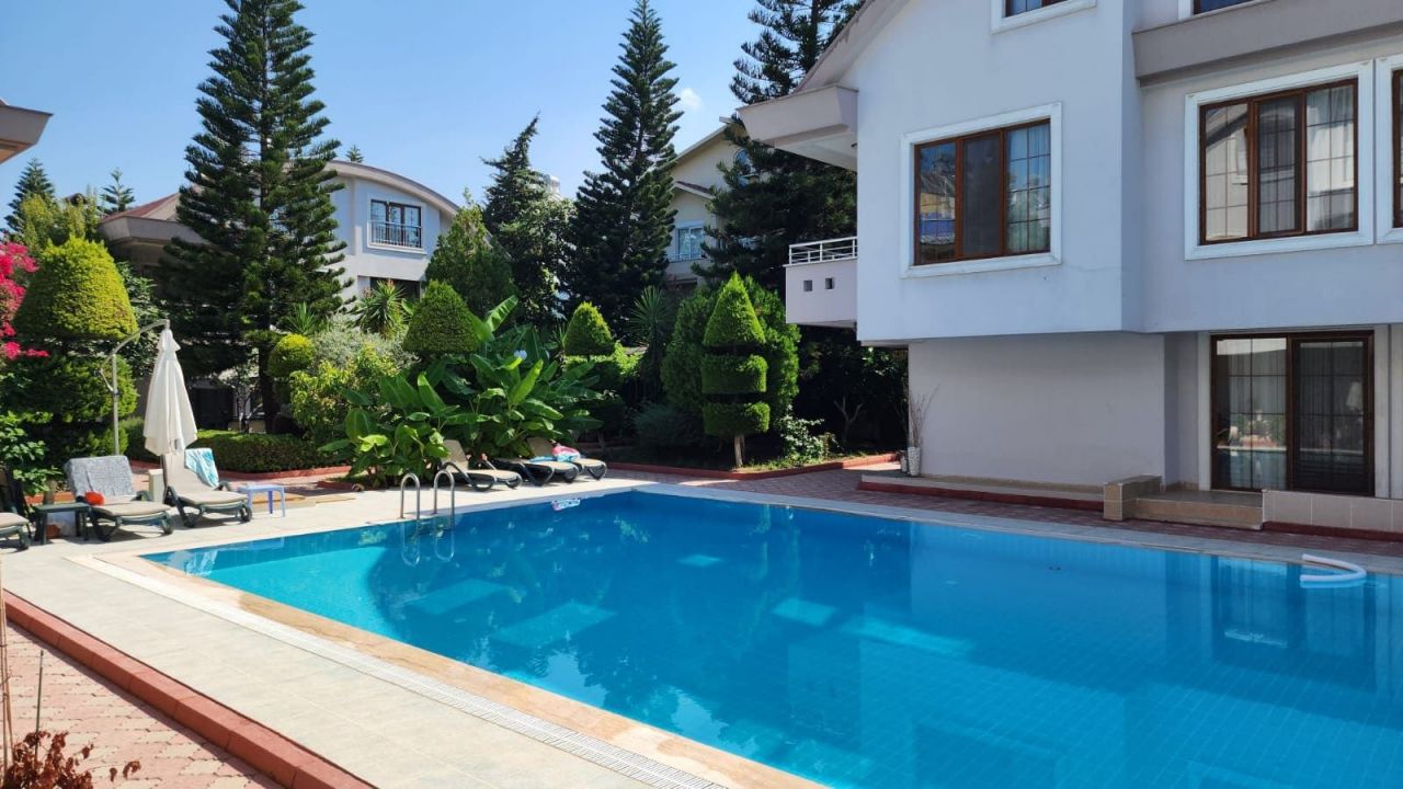 Villa in Belek, Türkei, 250 m2 - Foto 1