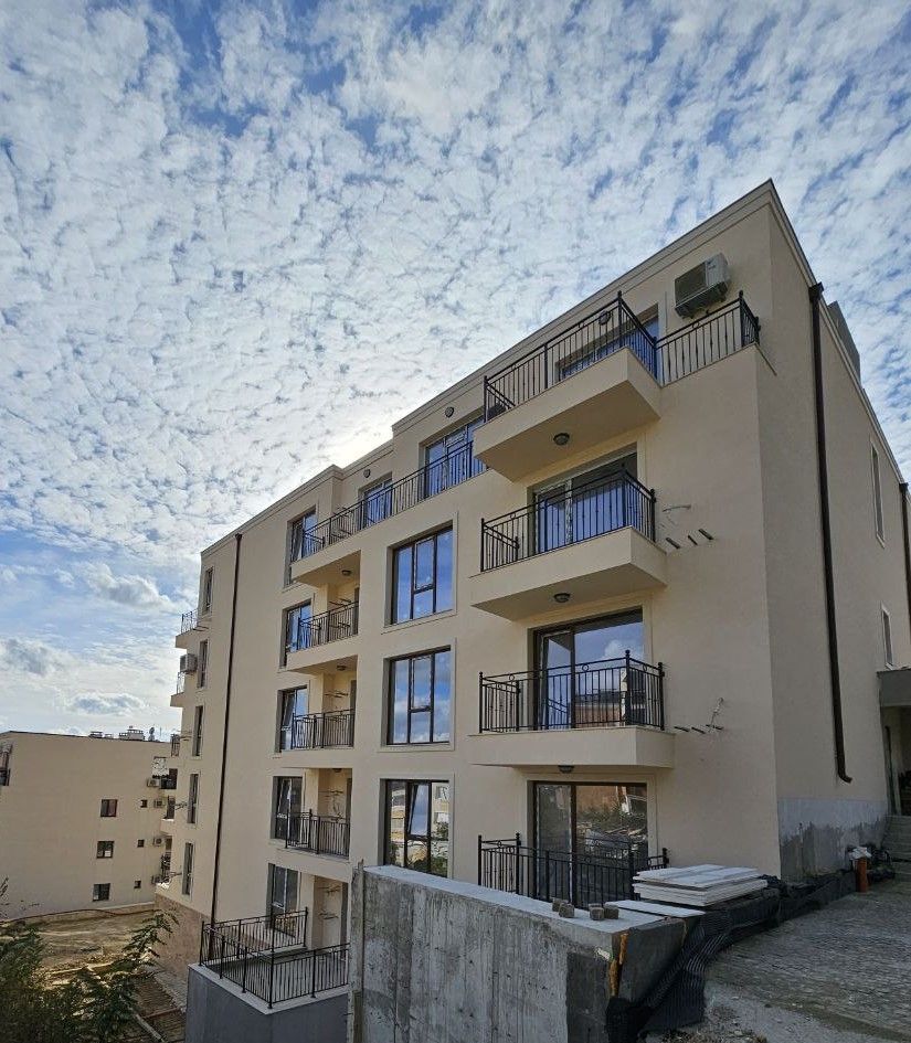 Apartment in Varna, Bulgaria, 60 sq.m - picture 1