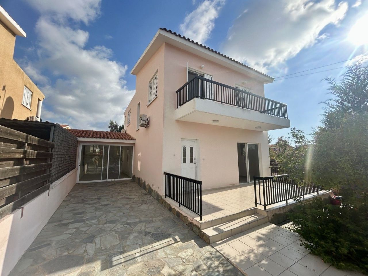 Villa in Paphos, Cyprus, 148 sq.m - picture 1