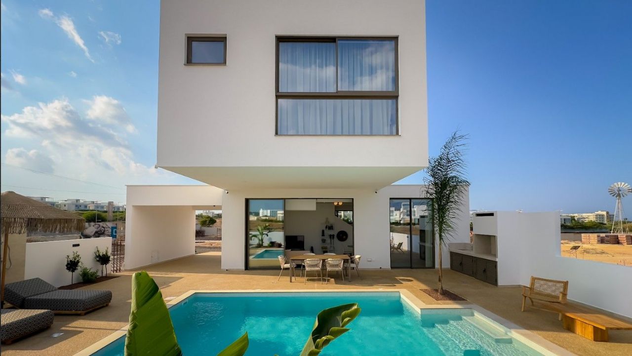 Villa à Protaras, Chypre, 132 m2 - image 1
