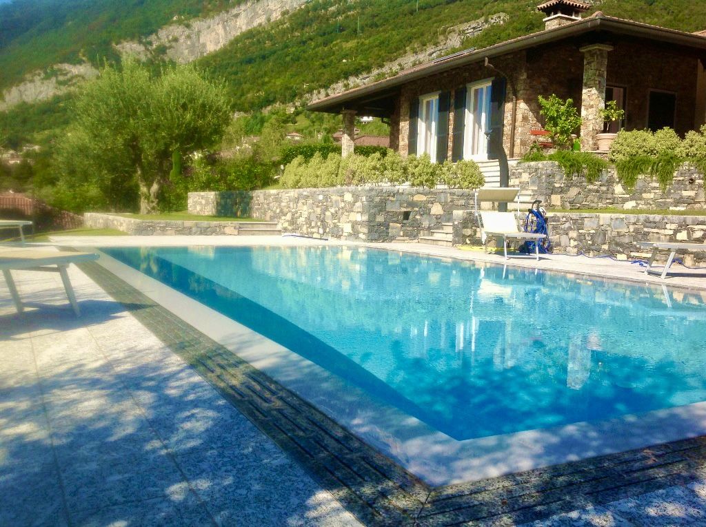 Villa in Tremezzo, Italien, 700 m2 - Foto 1