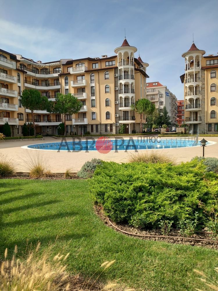 Appartement à Slantchev Briag, Bulgarie, 55 m2 - image 1