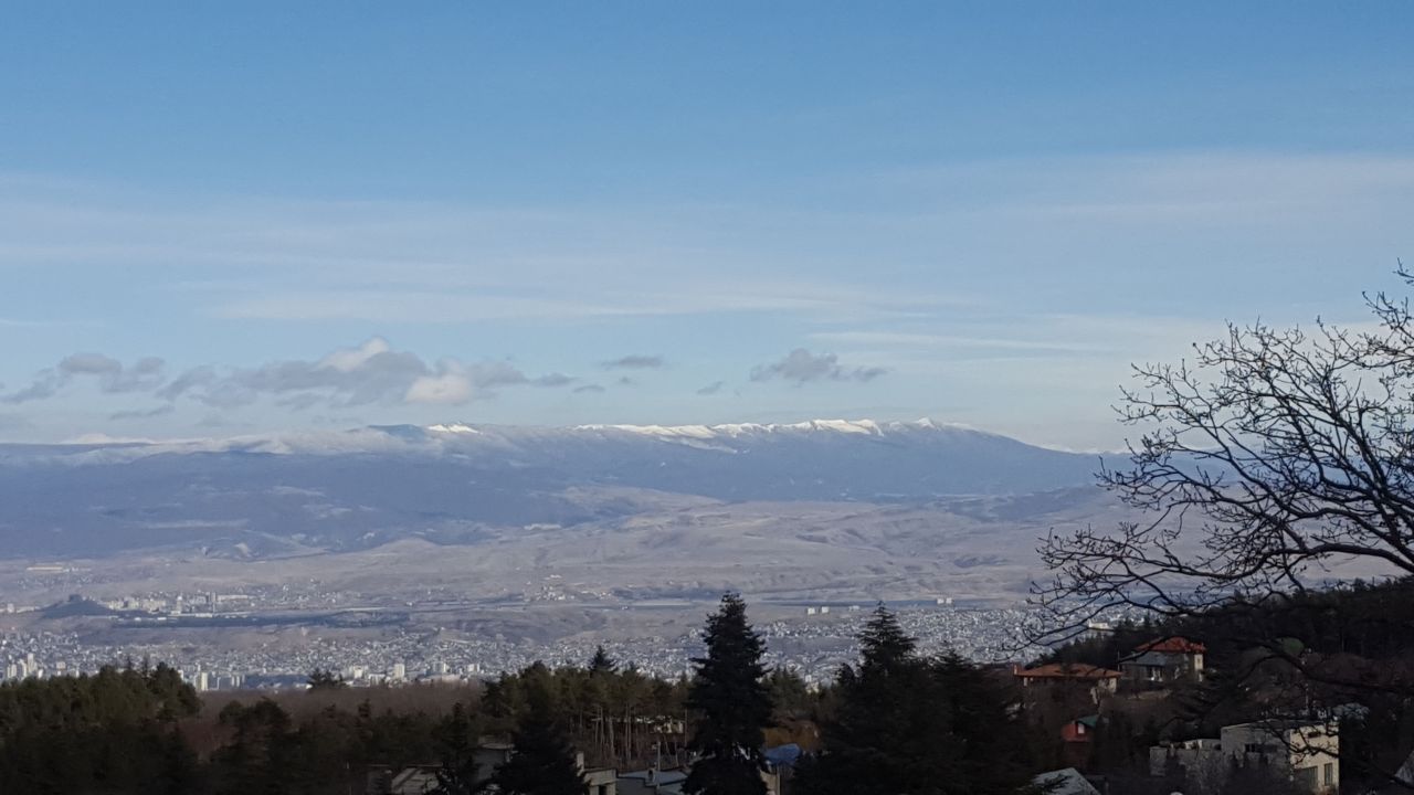 Grundstück in Tiflis, Georgien, 8 500 m2 - Foto 1