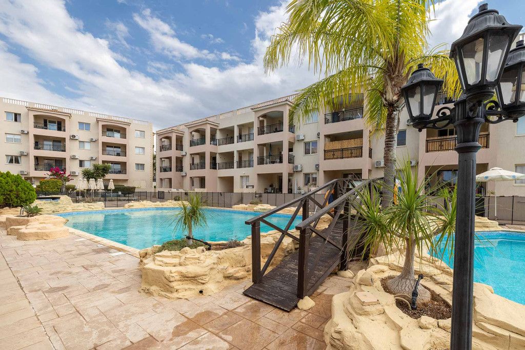 Apartment in Paphos, Cyprus, 87 sq.m - picture 1