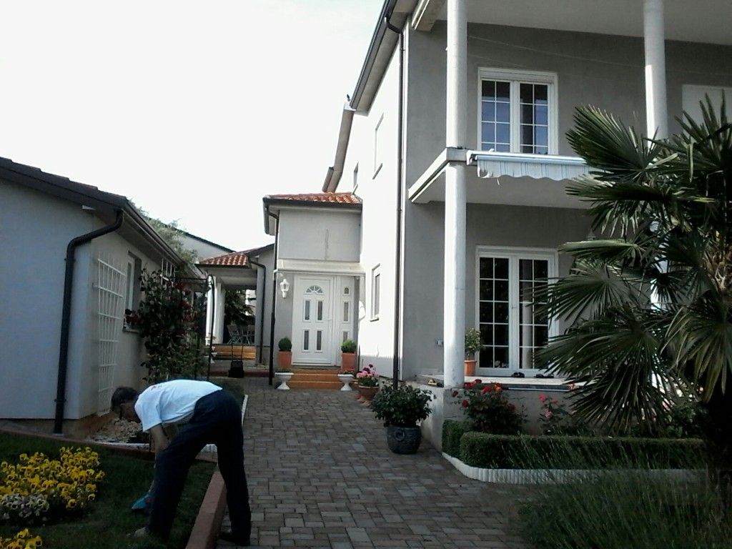 House in Umag, Croatia, 320 sq.m - picture 1