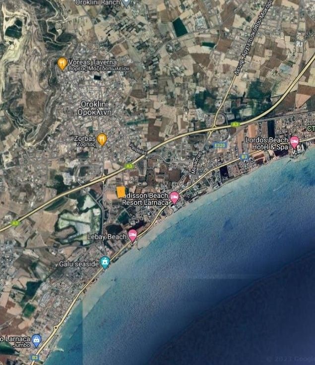 Grundstück in Larnaka, Zypern, 20 737 m2 - Foto 1