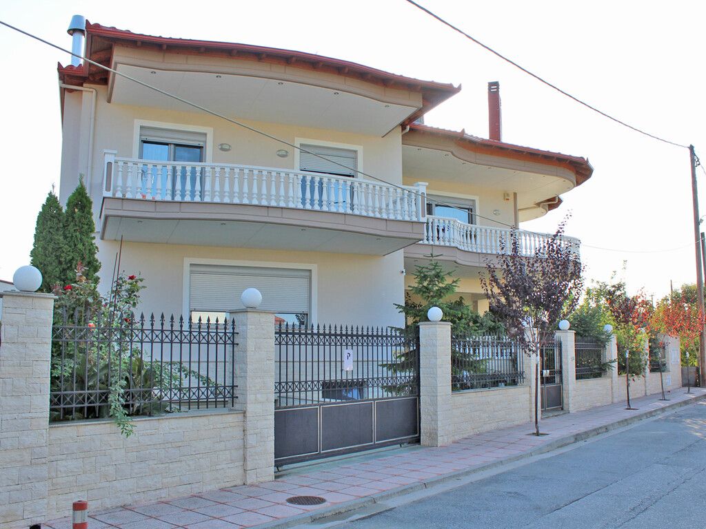 House in Pieria, Greece, 354 sq.m - picture 1