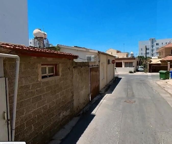 Land in Larnaca, Cyprus, 393 sq.m - picture 1