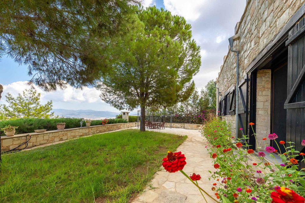 Villa en Pafos, Chipre, 332 m2 - imagen 1