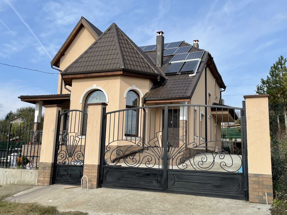 Haus in Burgas, Bulgarien, 257 m2 - Foto 1