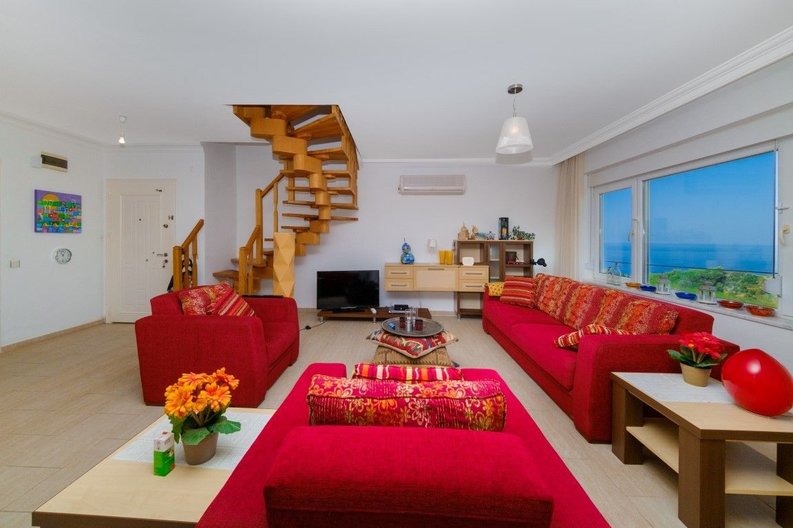 Penthouse in Alanya, Turkey, 180 sq.m - picture 1