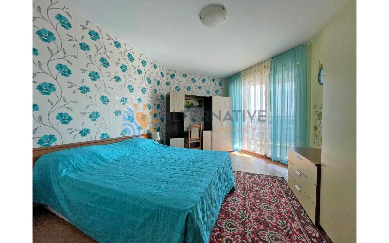 Appartement à Slantchev Briag, Bulgarie, 68 m2 - image 1