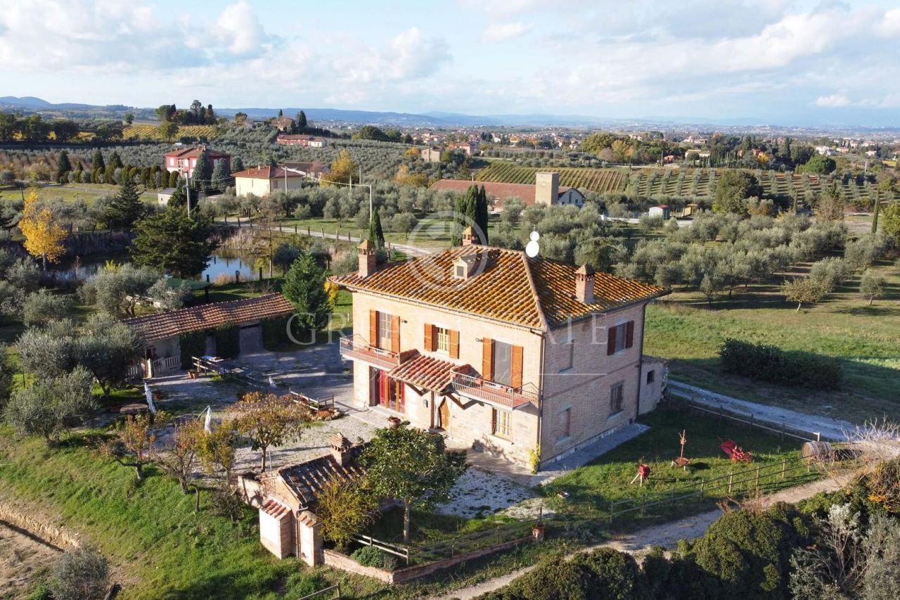 Haus in Montepulciano, Italien, 252.25 m2 - Foto 1