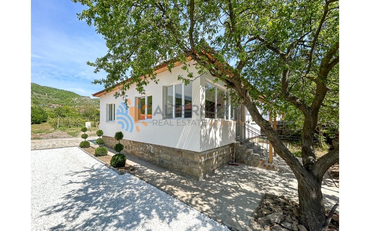 House in Goritsa, Bulgaria, 170 sq.m - picture 1