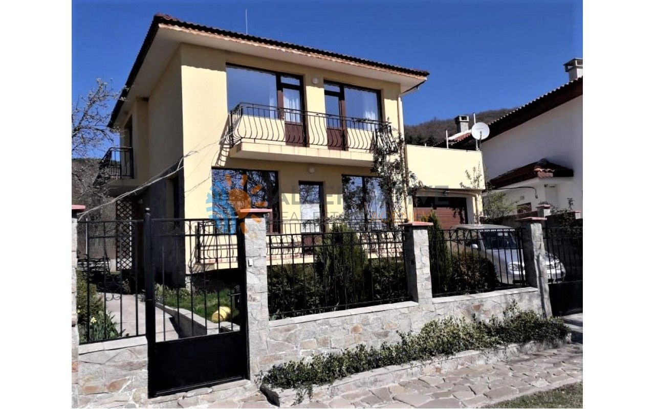 House in Goritsa, Bulgaria, 124 sq.m - picture 1