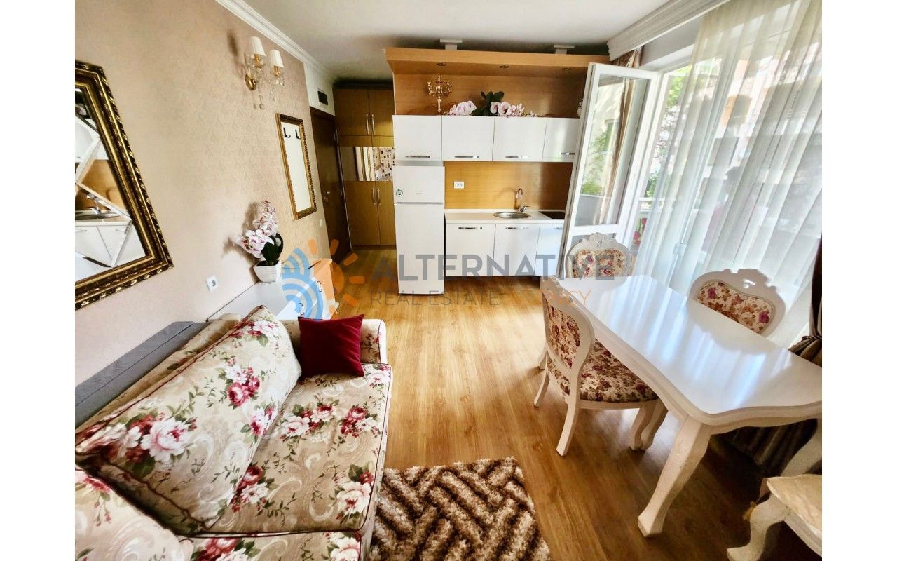 Appartement à Slantchev Briag, Bulgarie, 32 m2 - image 1