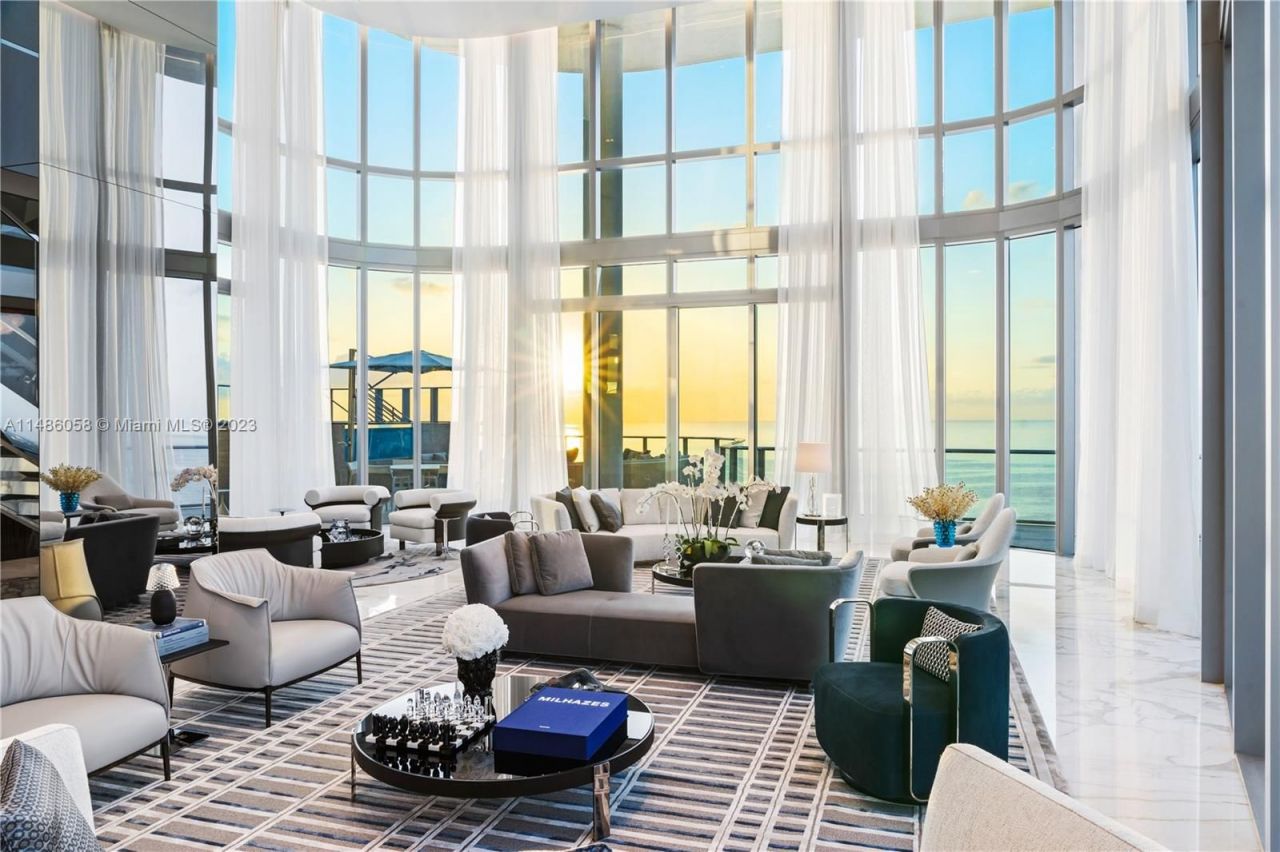 Penthouse à Miami, États-Unis, 800 m2 - image 1