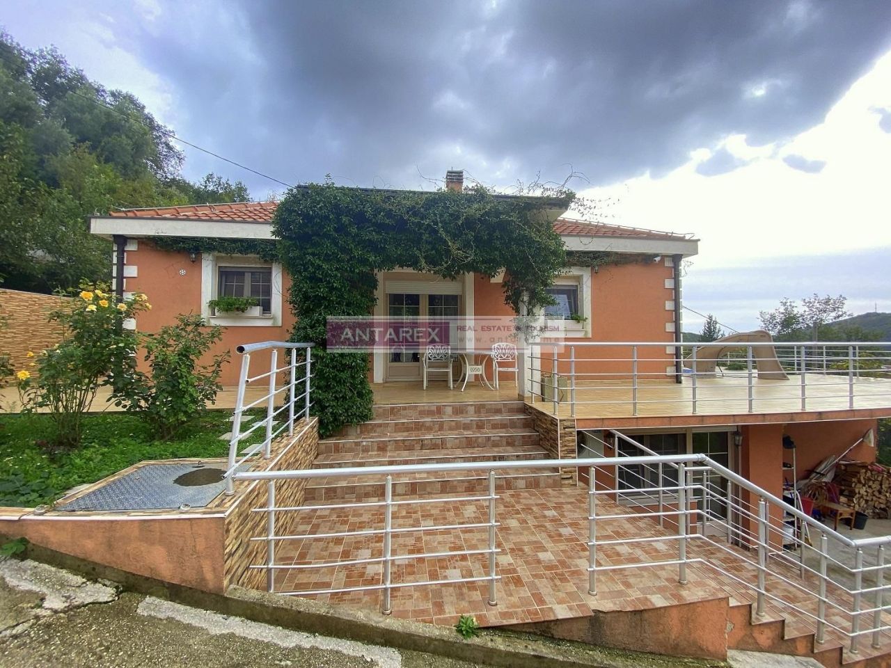 Villa in Zelenika, Montenegro, 116 sq.m - picture 1