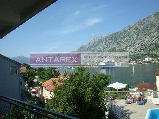 Commercial property in Muo, Montenegro - picture 1