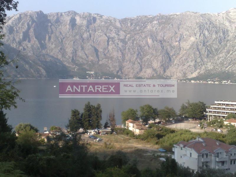 Terreno en Stoliv, Montenegro - imagen 1