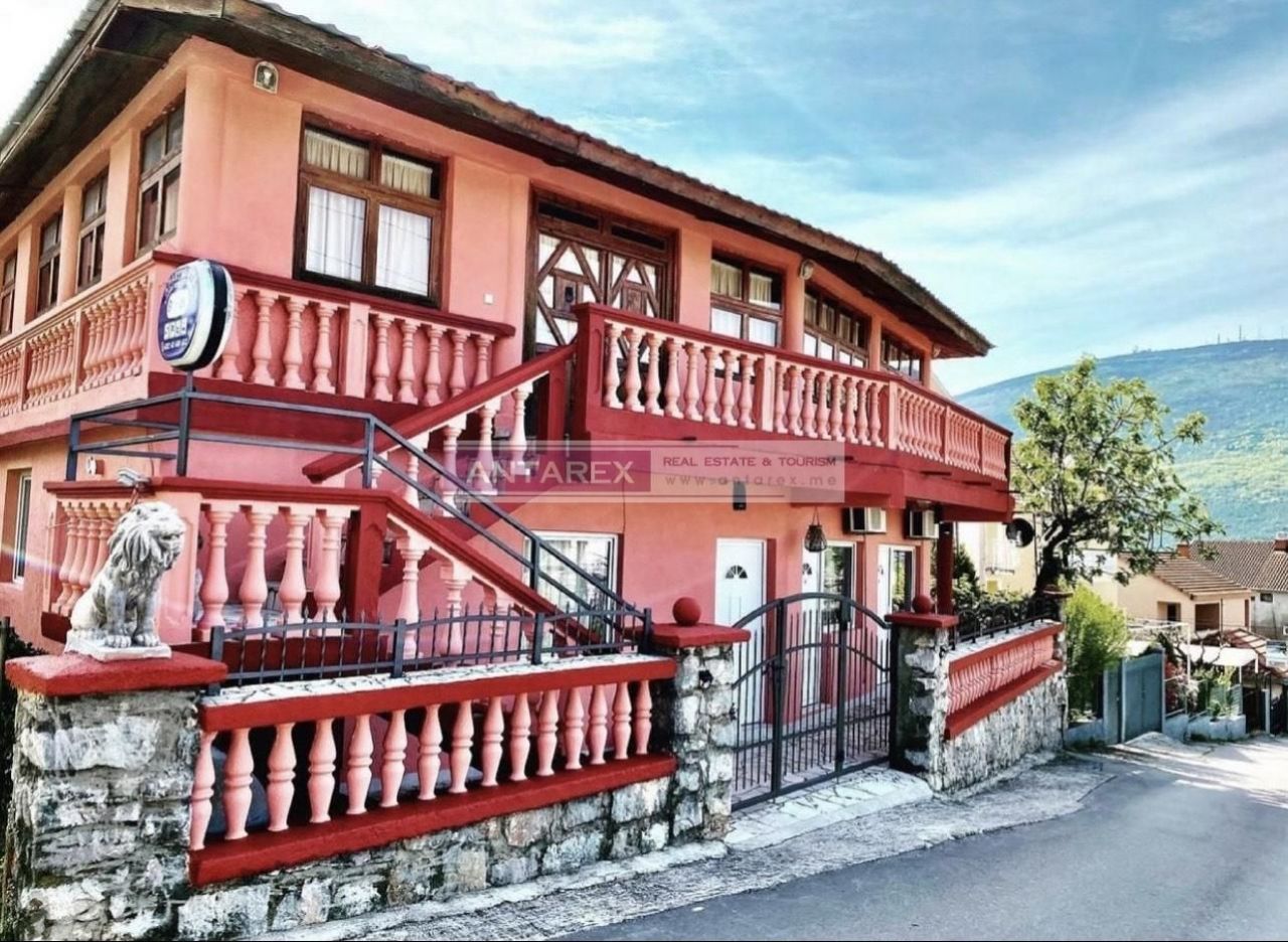 Villa in Denovici, Montenegro, 711 sq.m - picture 1