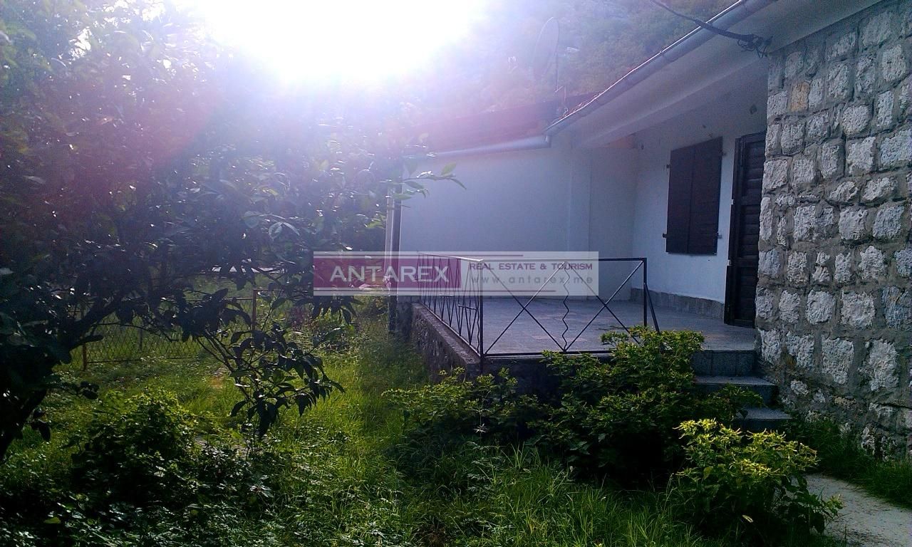 Villa in Orahovac, Montenegro, 55 sq.m - picture 1