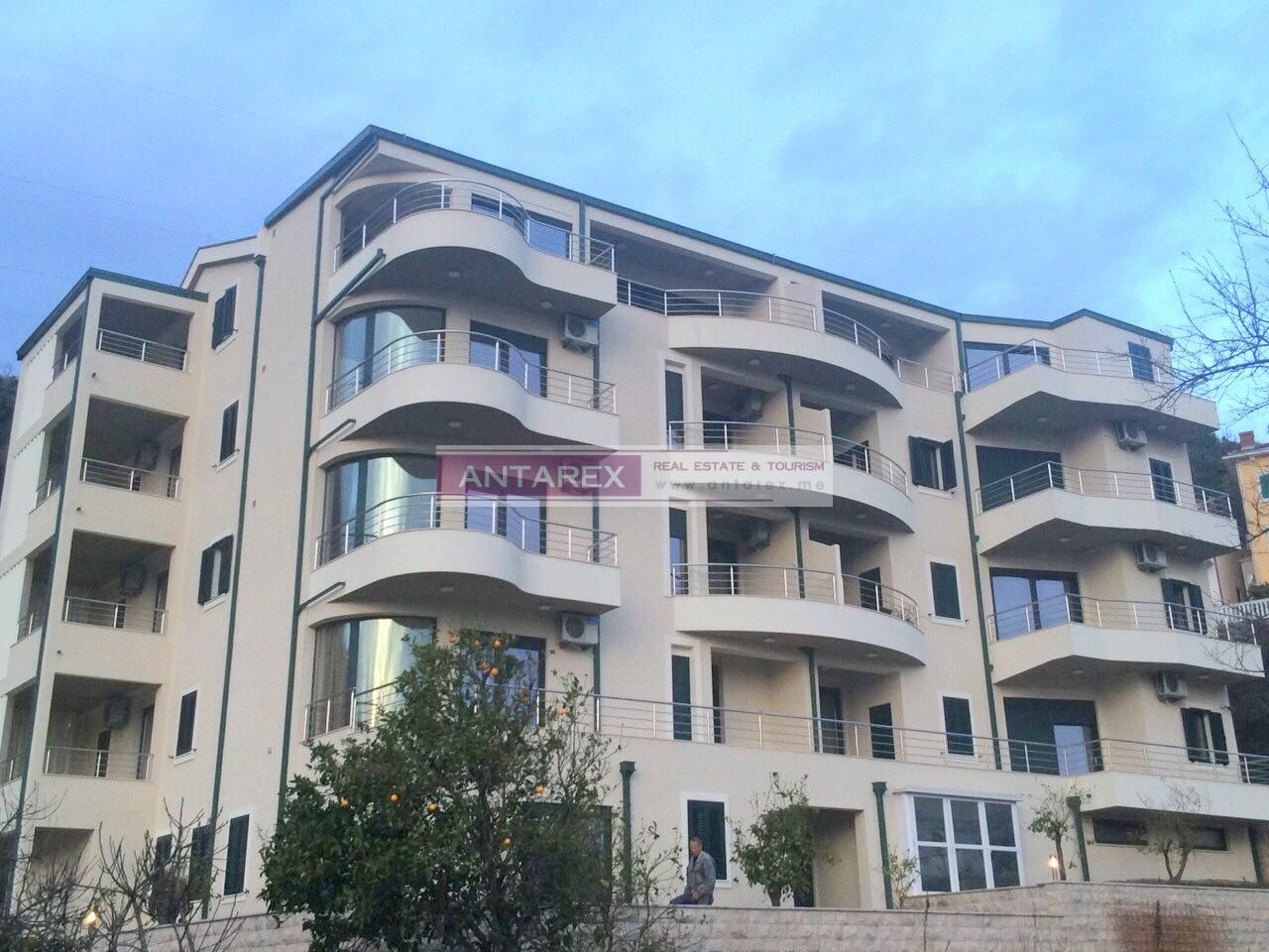 Apartment in Meljine, Montenegro, 105 sq.m - picture 1
