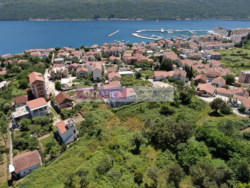 Land in Denovici, Montenegro, 2 792 sq.m - picture 1